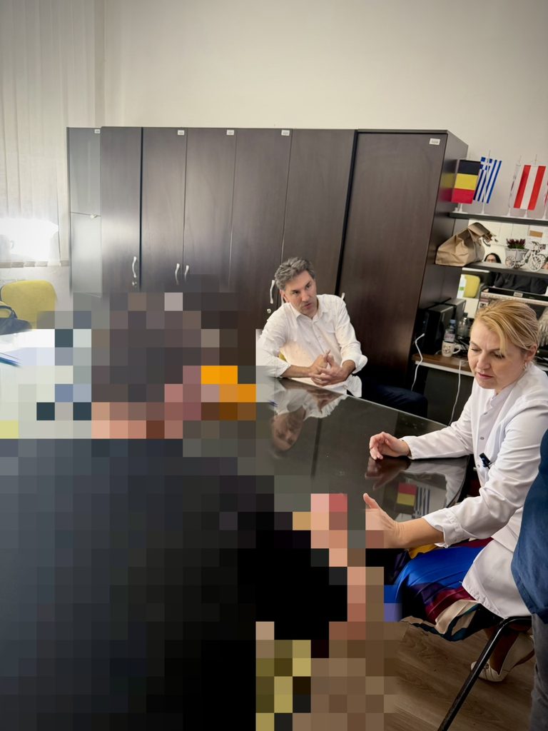 Стручна посета и успешни реконструктивни интервенции по повод месецот за подигнување на свеста за ракот на дојка Стручна посета и успешни реконструктивни интервенции по повод месецот за подигнување на свеста за ракот на дојка
